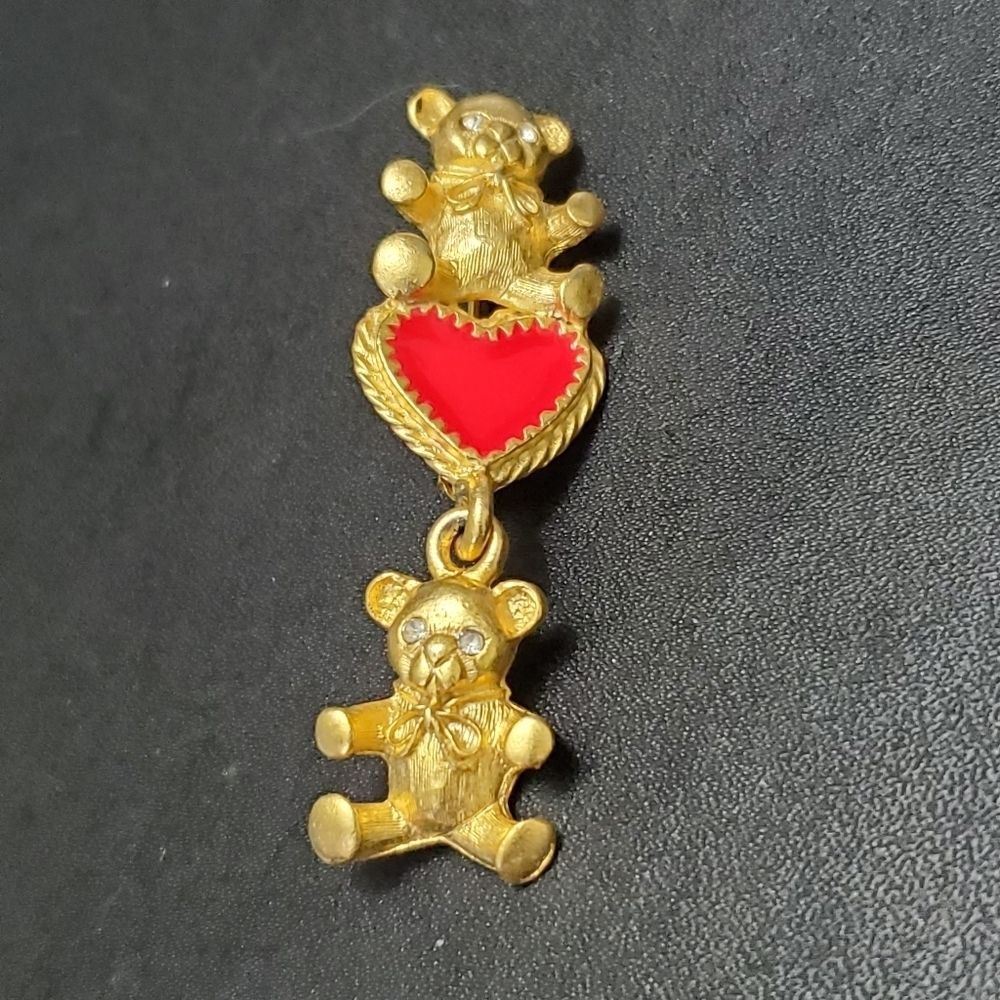 Vintage Oops A Daisy gold tone bear pair brooch